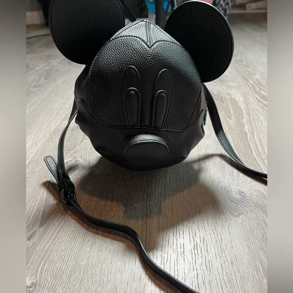 Danielle Nicole 3D‎ Mickey Head Bag